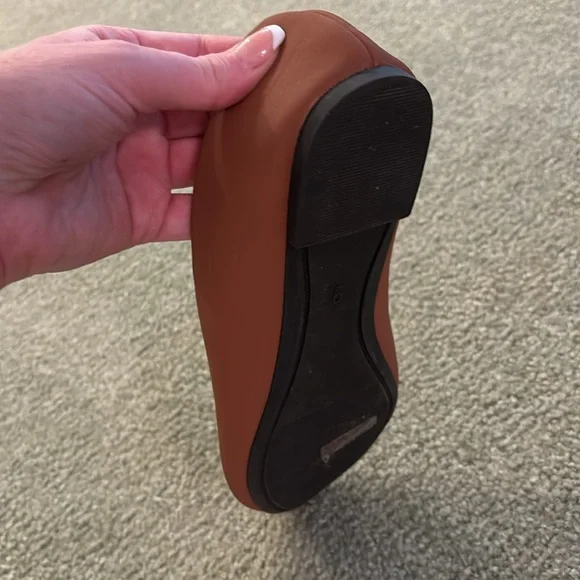 Brown ballerina flats size 9 - Picture 2 of 2